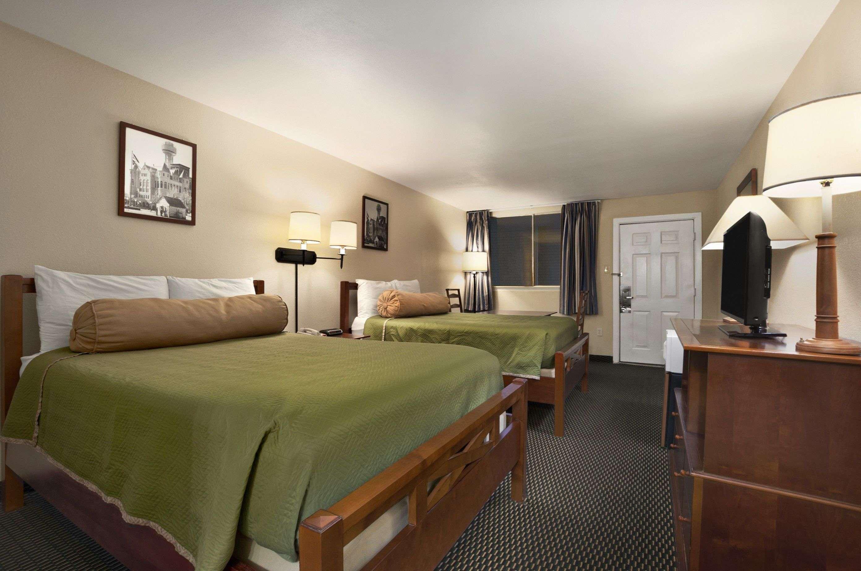 Travelodge By Wyndham New Orleans Harvey Hotel Eksteriør bilde